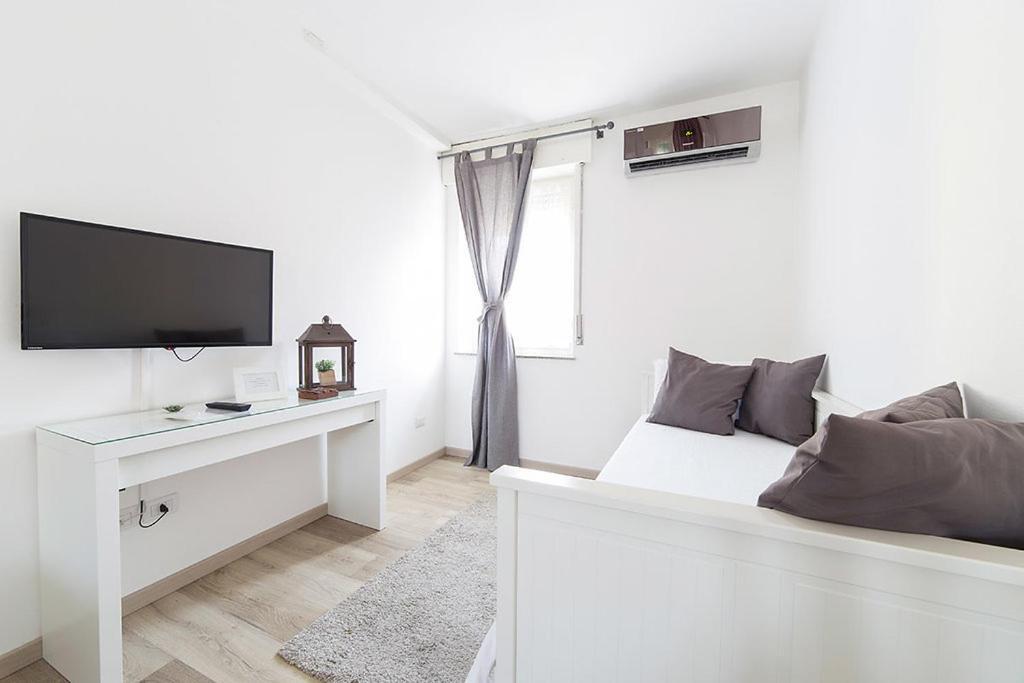 Il Giuelin Malpensa B&B Сомма-Ломбардо Екстер'єр фото